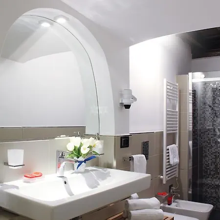 纳沃纳枢纽旅馆