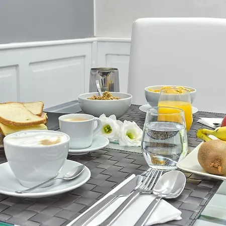 Oda ve Kahvaltı Hub Navona Roma